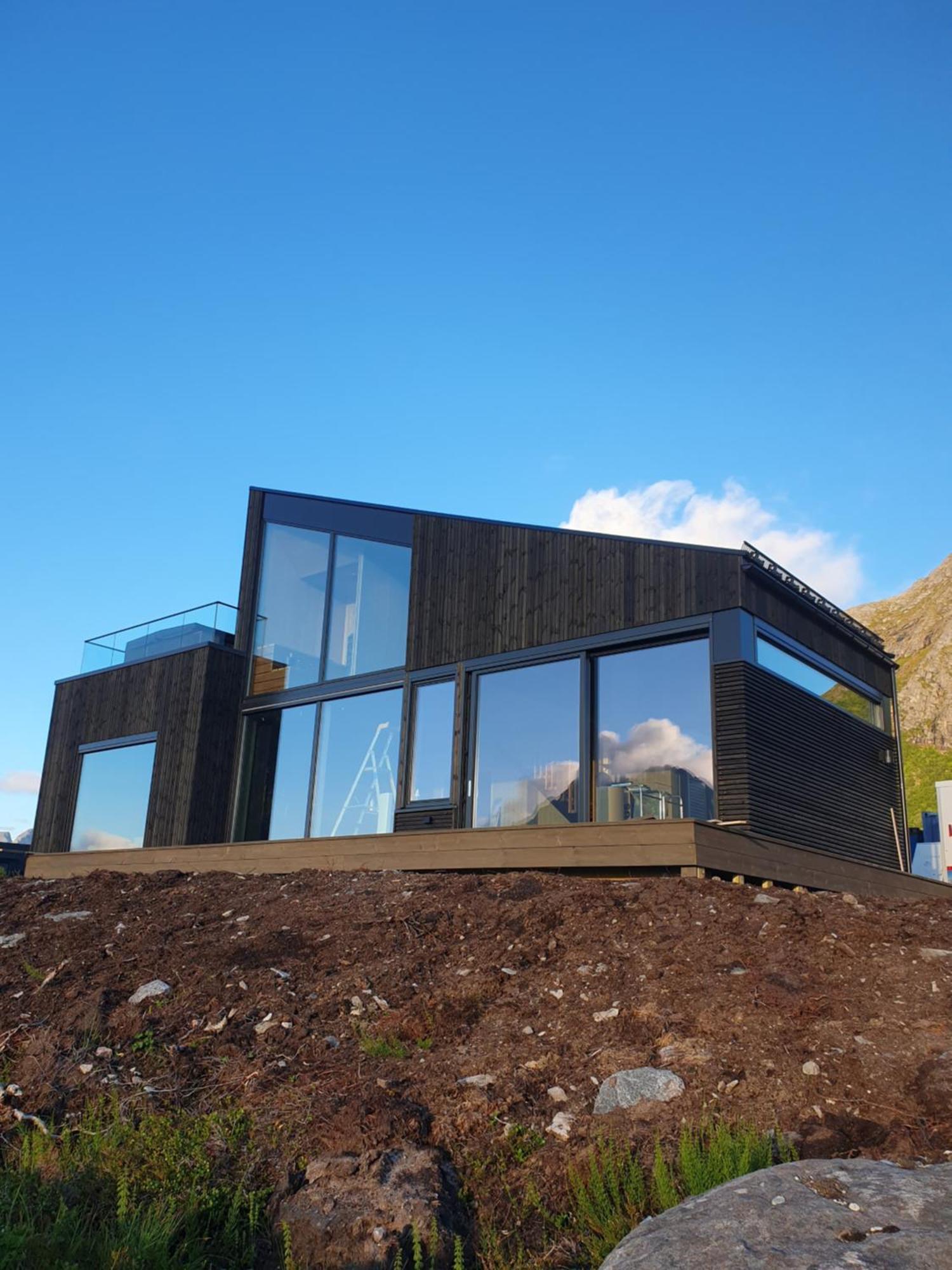 Hoda Cabin - Luxury Lodge With Jacuzzi And Sauna Lyngværet Eksteriør billede